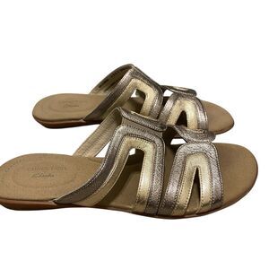 Clarks Ada Lilah Sandals 7 EU 37.5 Gold Leather Flat Slide Comfort Summer Casual